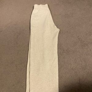 Ribbed Straight leg super high rise crop